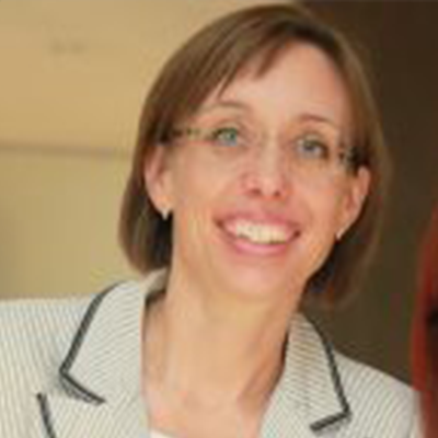 photo of Dr Julia Tainijoki-Seyer