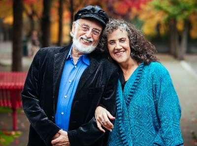 photo of John Gottman & Julie Schwartz Gottman